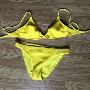 HOLLISTER BIKINI SET